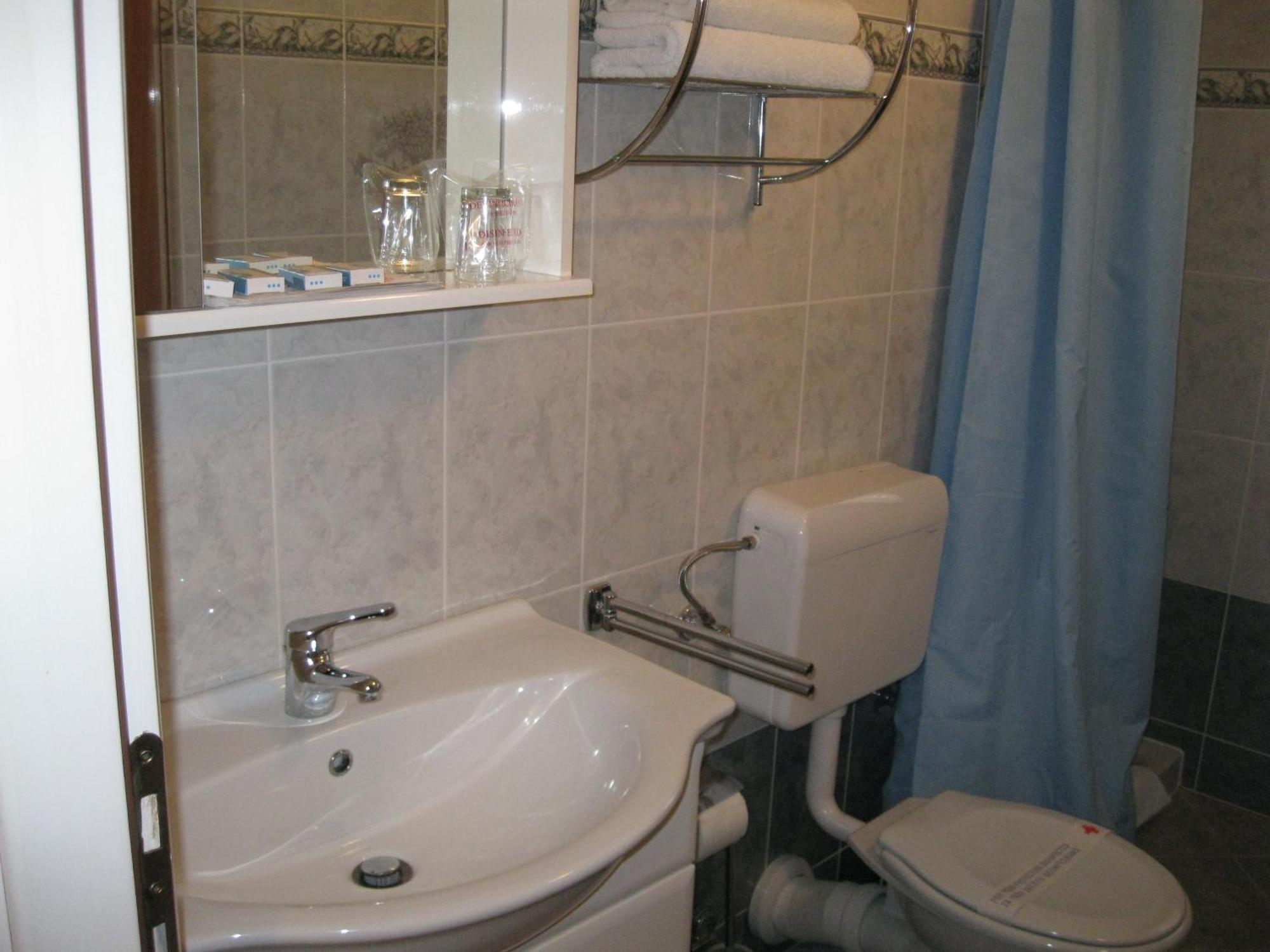 Apartments Lav Пореч Екстериор снимка