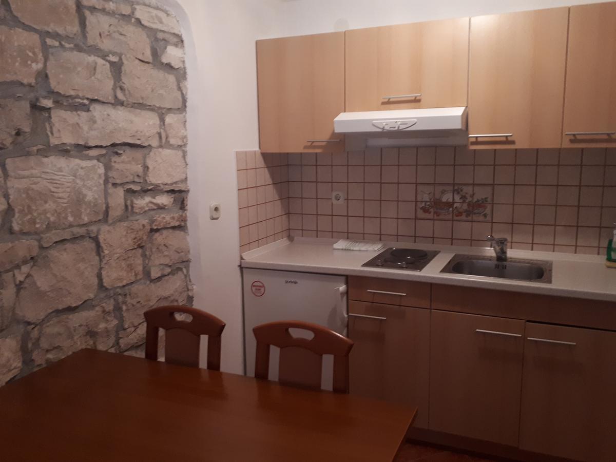 Apartments Lav Пореч Екстериор снимка